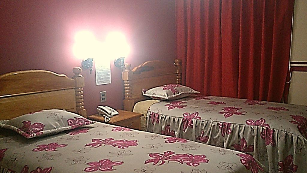 Hostal Corona Blanca Сукре Номер фото